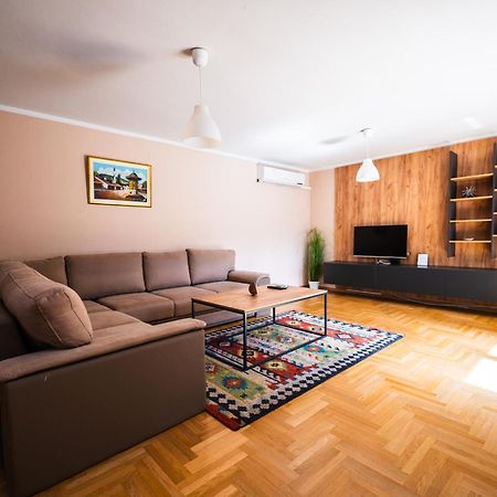 Spacious & Modern Apartments- Old Town ซาราเยโว ภายนอก รูปภาพ